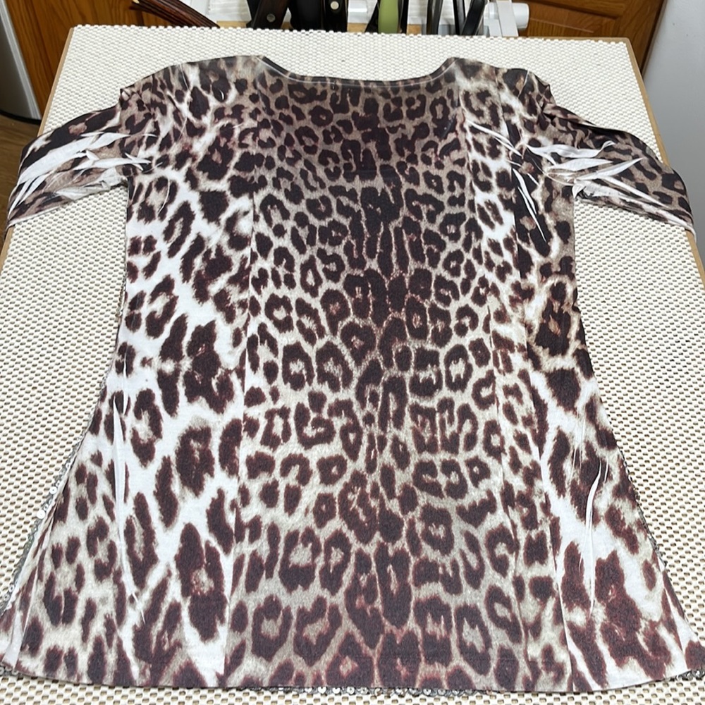 Cache Sequined Animal Print Top - Sz M - image 6